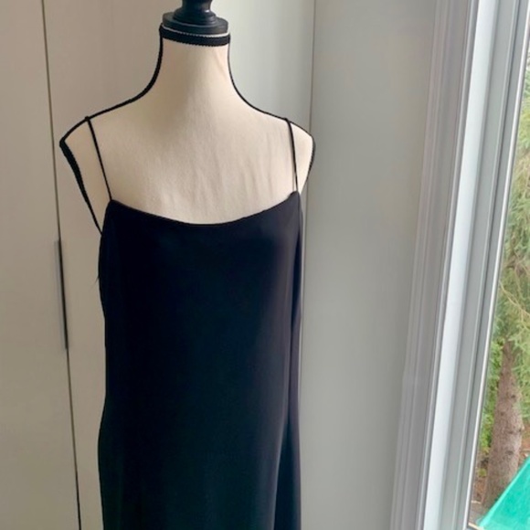 Aritzia Babaton black new with tags Midi slip dress medium - Picture 2 of 12